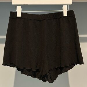 NWT Divided black shorts. Lightweight. Sz medium. Brand new w/all tags attached!